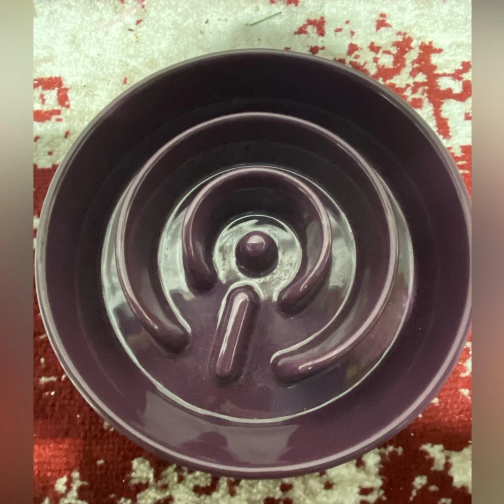 Le Tauci Pet, Plum Purple Maze Pet Bowl. Ceramic.